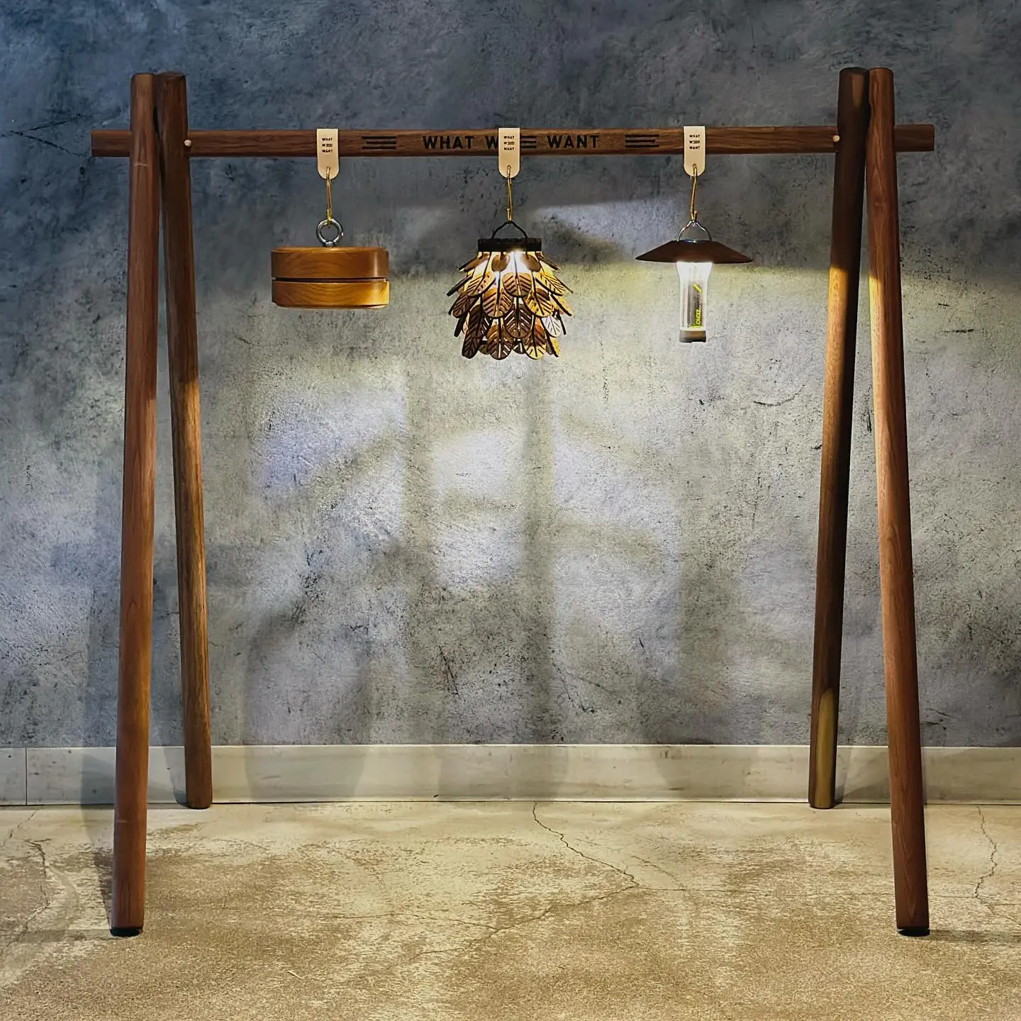 定価以下 WHAT WE WANT WOODHANGER ウォールナット what we want WOODHANGER ウォルナット what we want WOODHANGER